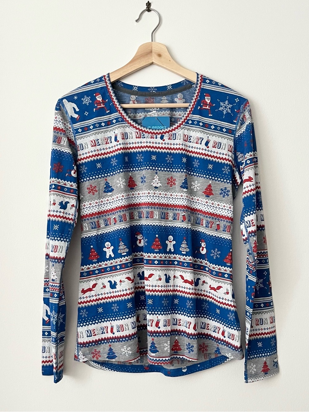 NWT Brooks Women's Run Merry Shirt Long Sleeve Size M Quick Drying Holiday Xmas